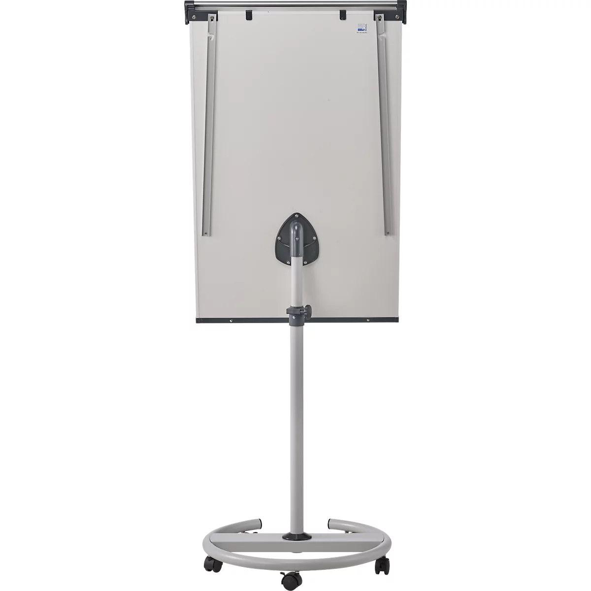 Tableau blanc sur roulettes sur fond blanc. Support et pied gris, le tableau lui-même est blanc.