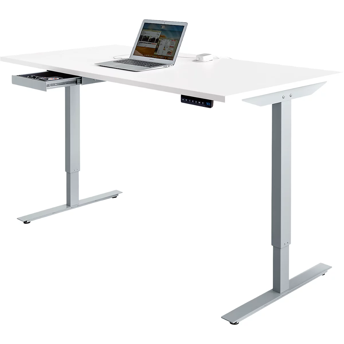 Bureau blanc réglable en hauteur avec ordinateur portable et tiroir. Pieds en métal gris. Un ordinateur portable est sur le bureau.