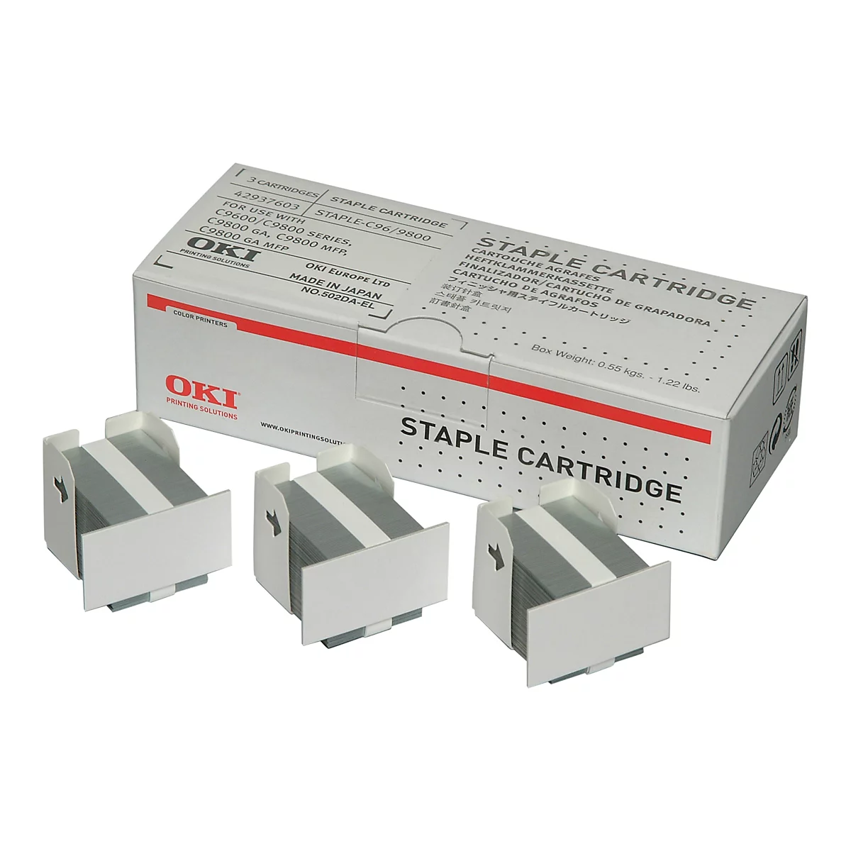 Drei Tackerpatronen und eine Verpackung. Die Box ist weiÃŸ mit roten Akzenten und der Aufschrift STAPLE CARTRIDGE.