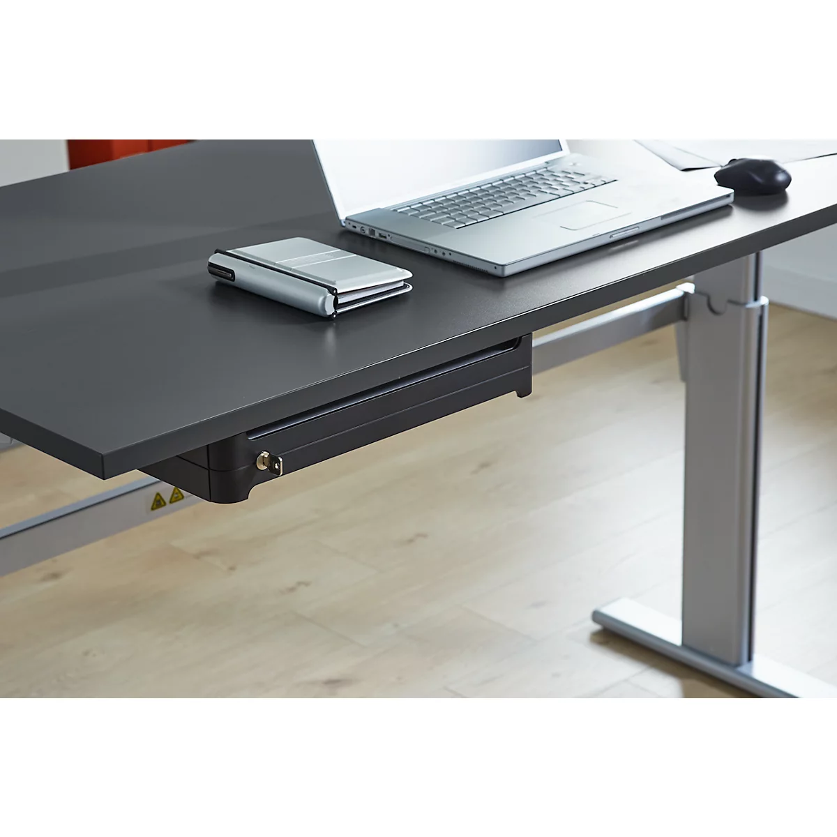 Onderkastlade OrgaWork, soft-close, afsluitbaar, B 430 x D 410 H 70 mm, zwart