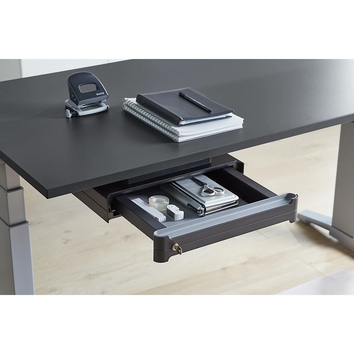Onderkastlade OrgaWork, soft-close, afsluitbaar, B 430 x D 410 H 70 mm, zwart