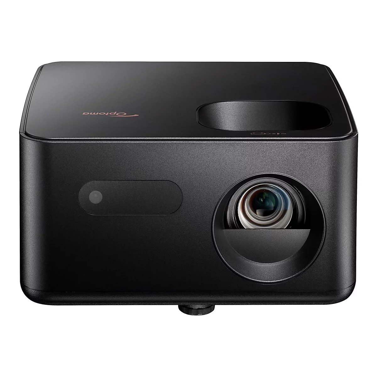 Projecteur Optoma noir, vue de face. Lentille, ouverture ronde, inscription 'Optoma' en haut.