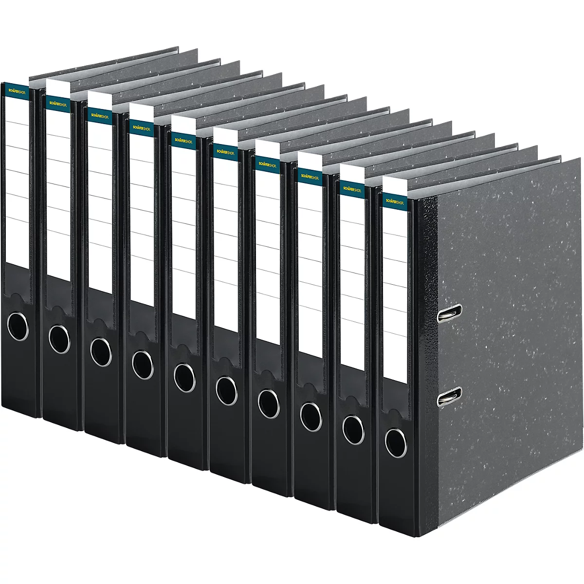 Een rij zwarte ordners, met witte etiketten en zilveren ringen.