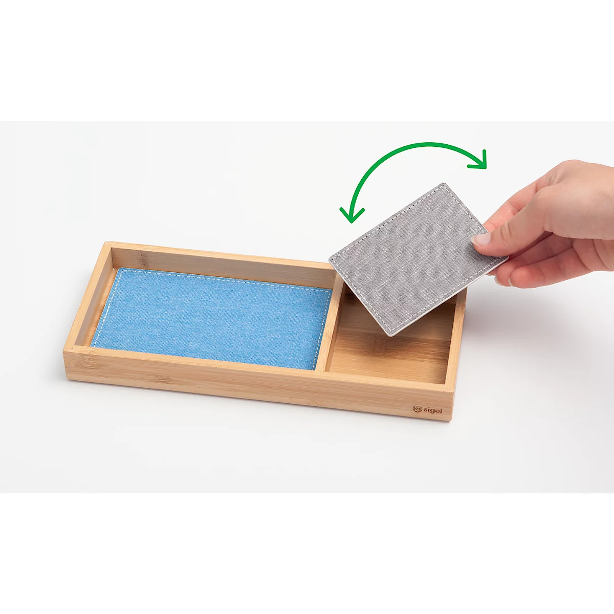 Organiseur de bureau Sigel Eyestyle, rectangulaire, 2 compartiments, inserts textiles en PET recyclé, bleu clair/gris foncé, L 245 x P 109 x H 25 mm, bois de bambou