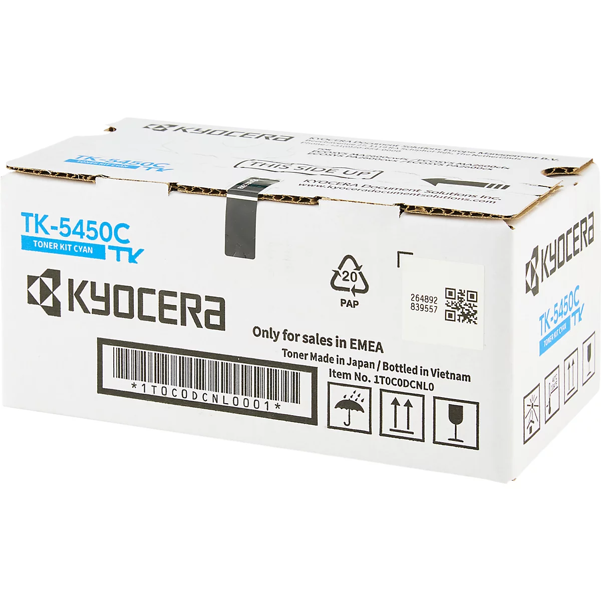 Doos met Kyocera toner. Opschrift: TK-5450C Cyan, barcode, waarschuwingssymbolen.