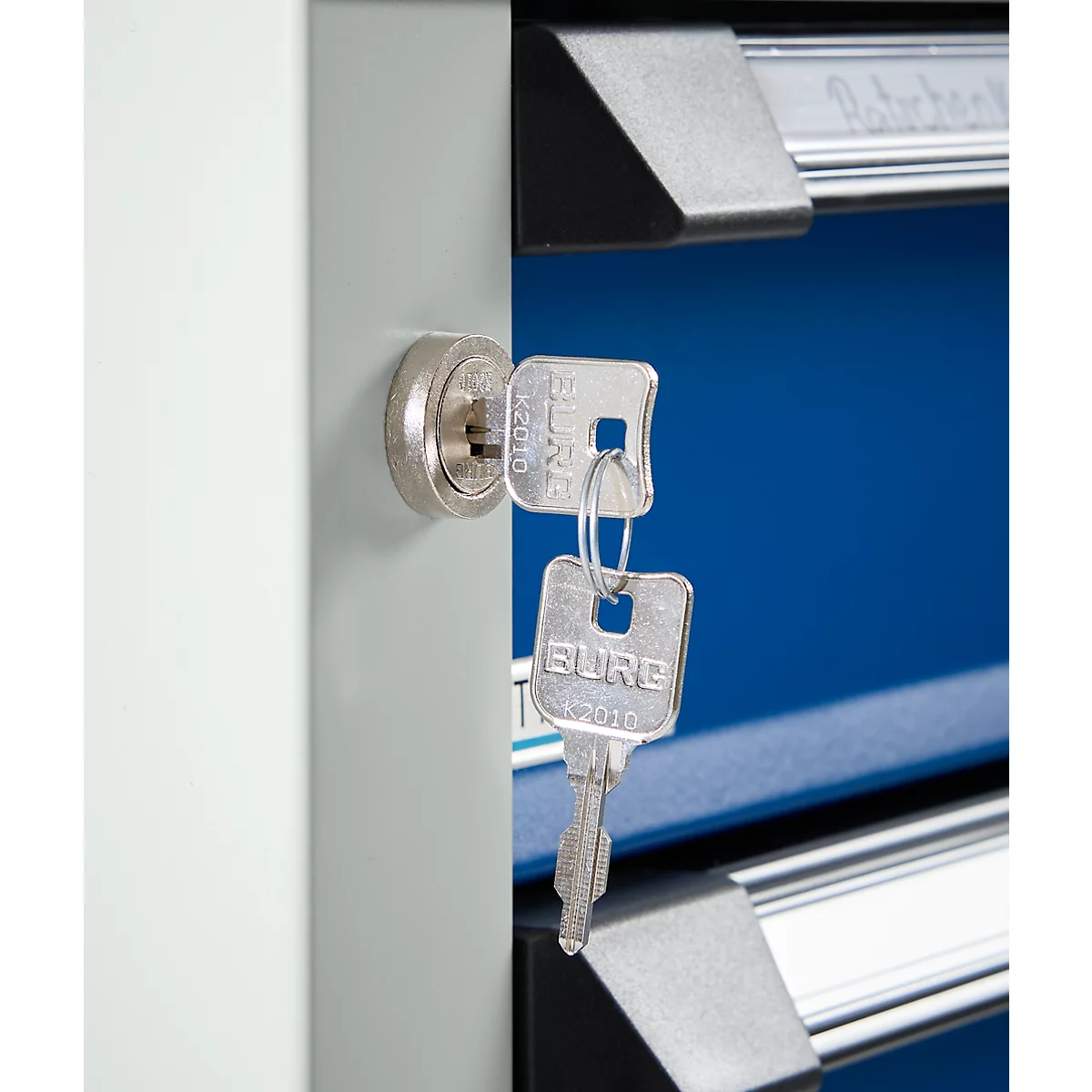 Otto Kind brede werkbank type 405, beuken multiplex blad, tot 1.200 kg, B 1524 x D 750 x H 850 mm, staal, centrale vergrendeling, lichtgrijs/gentiaanblauw