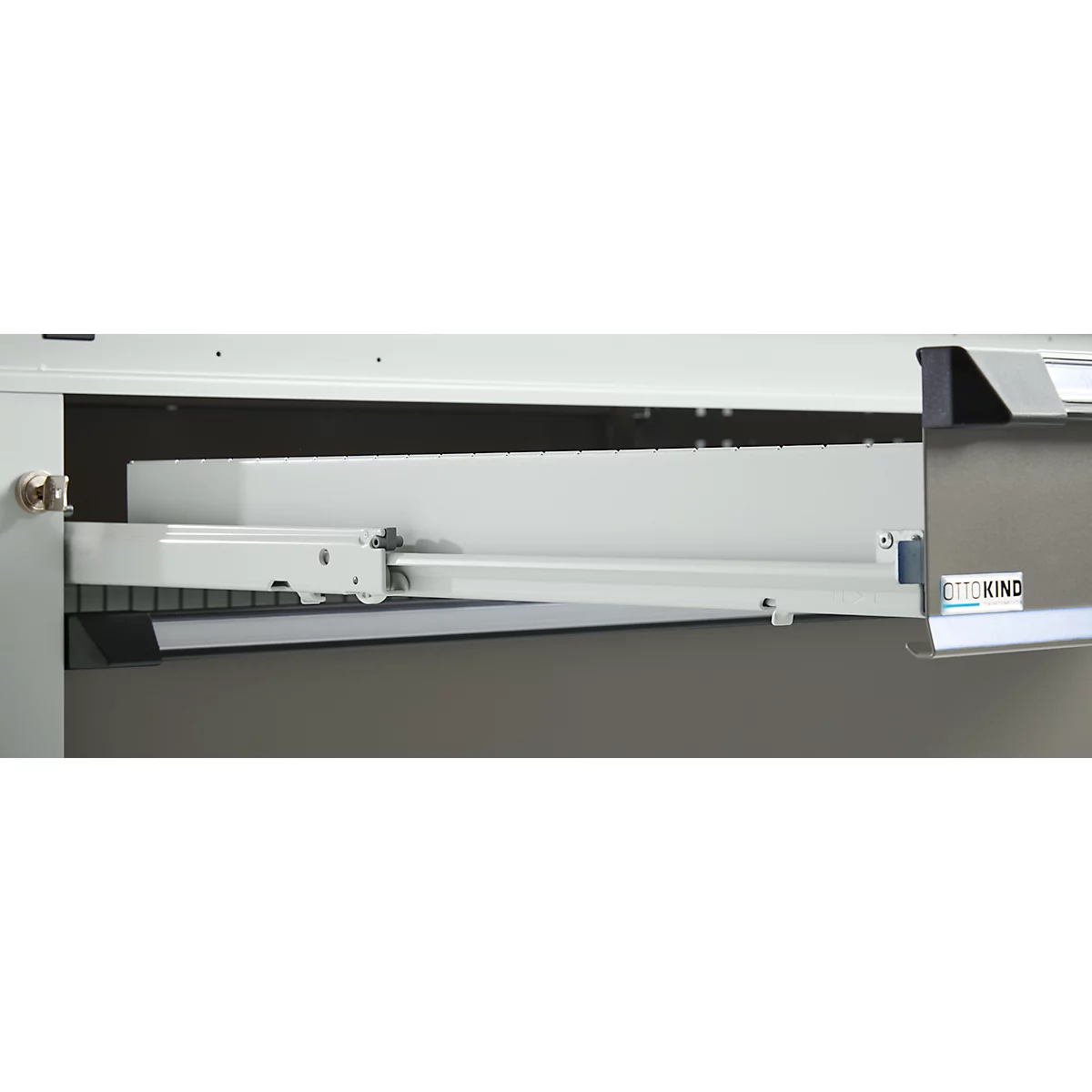 Otto Kind Breitfachwerkbank Typ 405, Buche Multiplexplatte, bis 1.200 kg, B 1524 x T 750 x H 850 mm, Stahl, Zentralverschluss, lichtgrau/staubgrau