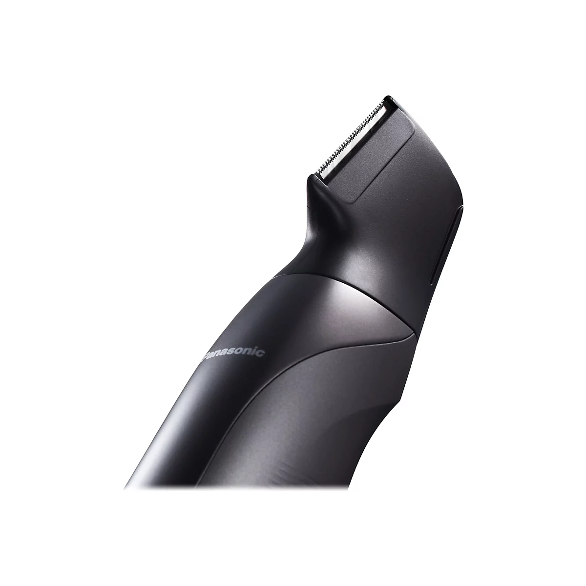 Gros plan sur une tondeuse à barbe noire. La lame, la tête et une partie du manche sont visibles. Le mot "Panasonic" est suggéré.