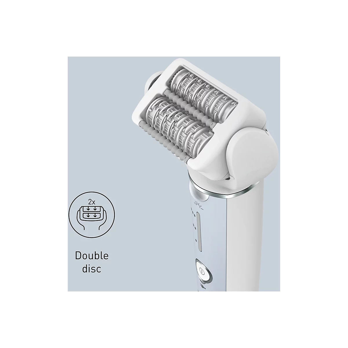 Detailaufnahme eines weißen Elektrorasierers mit Doppel-Rasierköpfen und einer Anzeige. Ein Kreis zeigt ein Symbol für doppelte Scheiben.