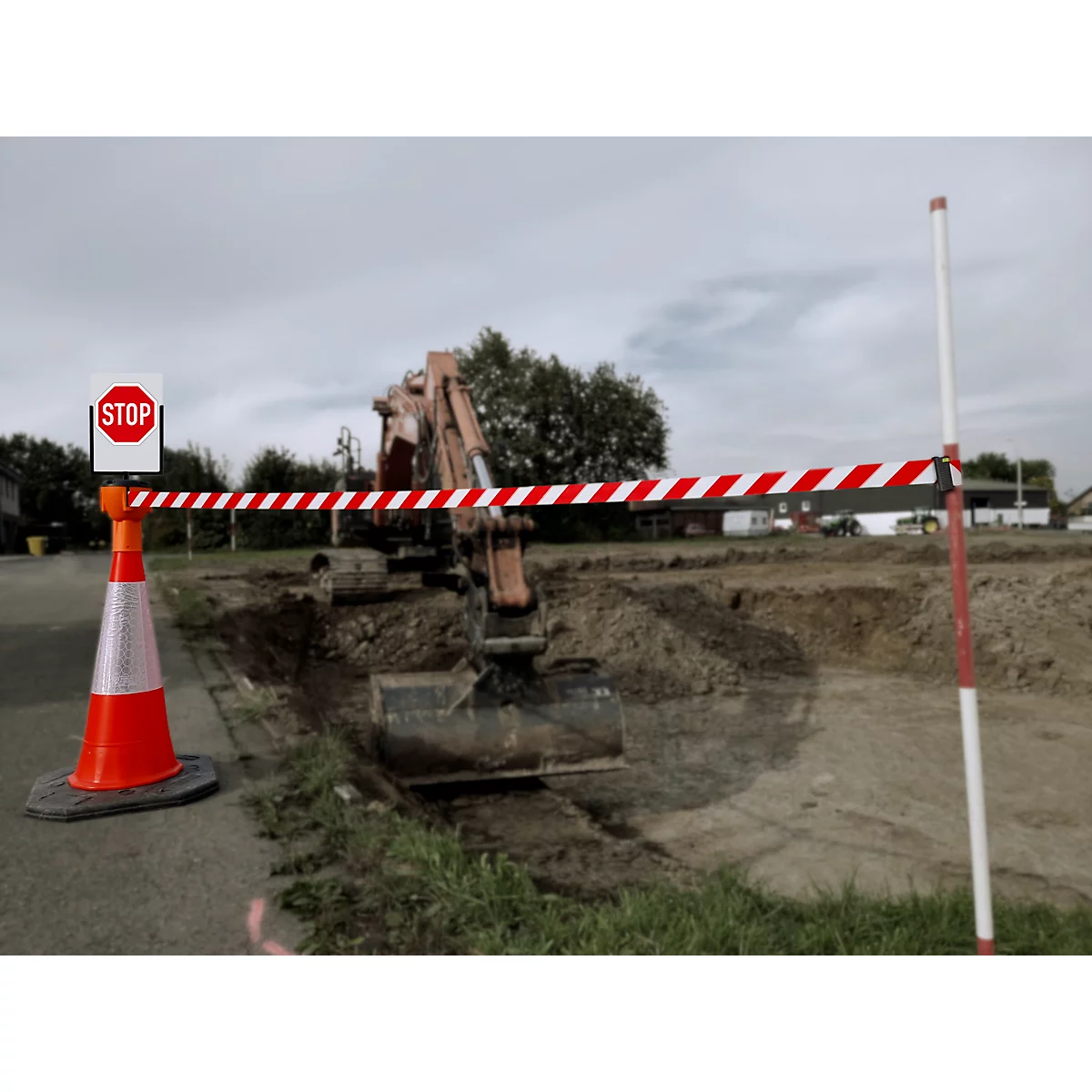 Panneau ALCT-SH, pour tête de cône de signalisation ALCT-O Allroundine, format A4 vertical, métal et plexi, noir-transparent