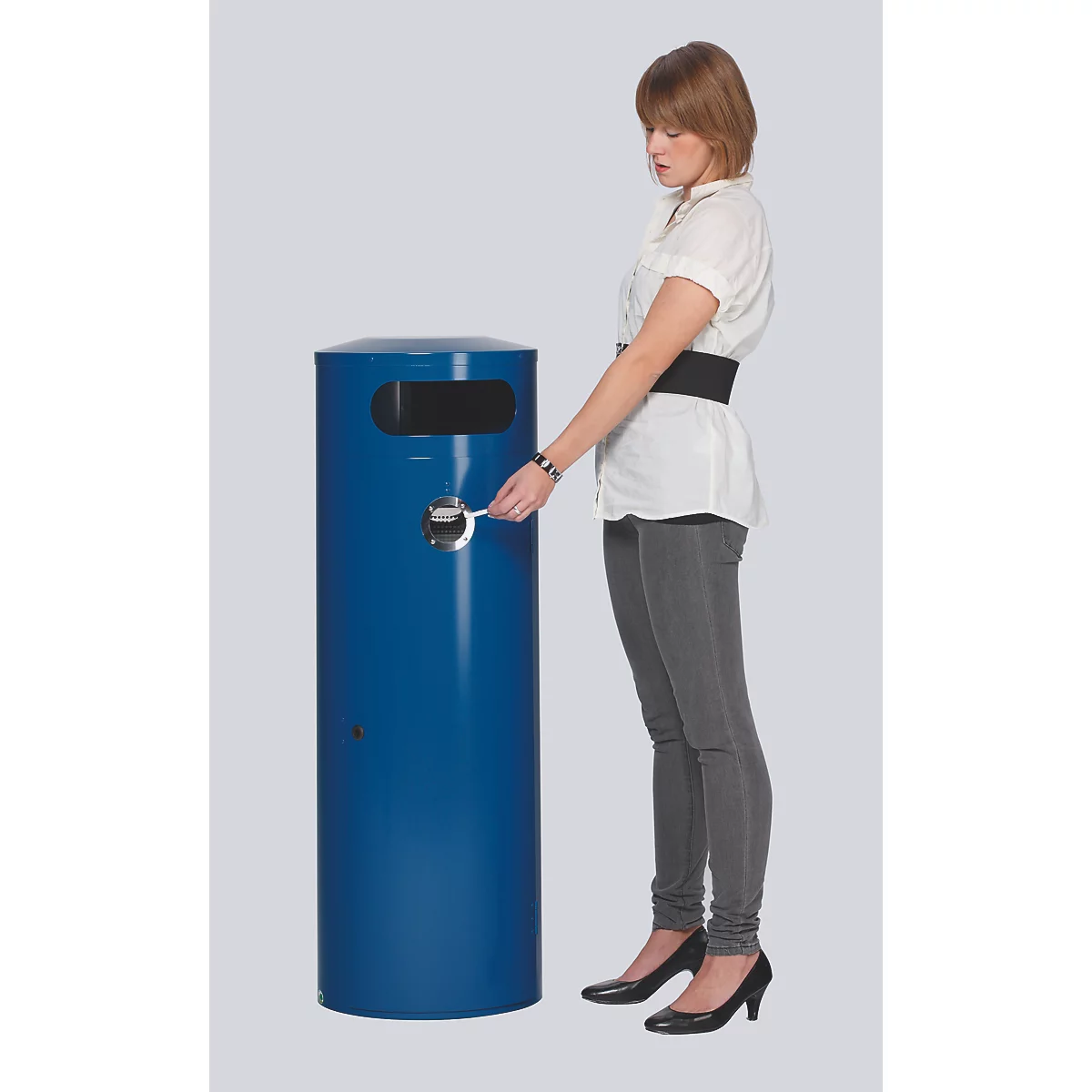 Papelera VAR KS 90, redonda, capacidad 90 l, con cenicero interior, con cierre, autoextinguible, con cubo interior, chapa de acero, azul genciana
