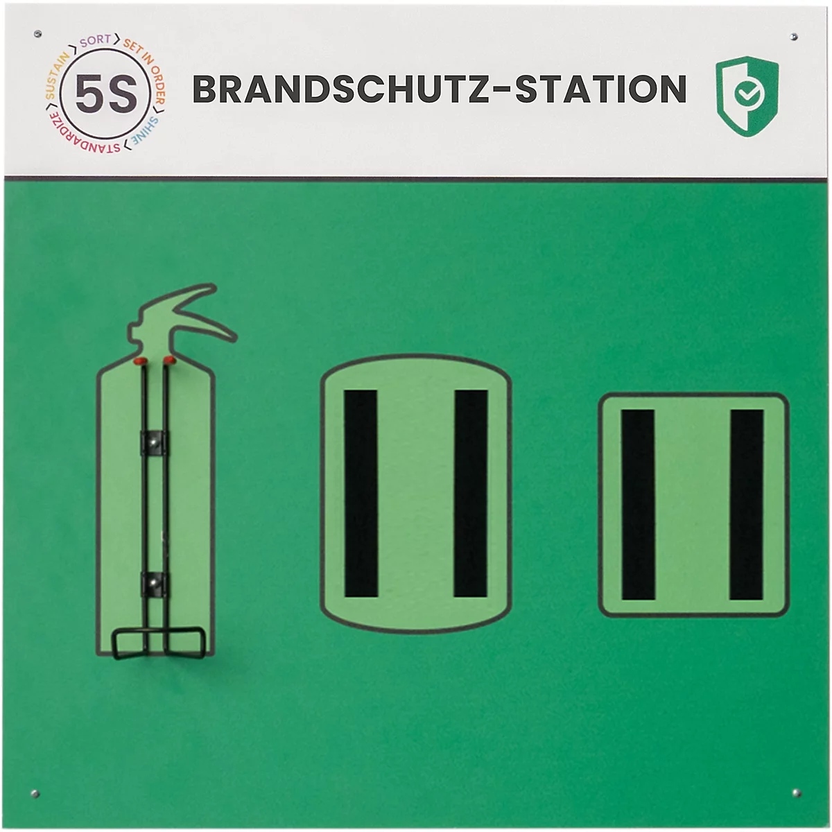 Grüne Brandschutz-Station. Beschriftung: Brandschutz-Station, 5S, Schutzschild. Enthält einen Feuerlöscher und zwei Halterungen.