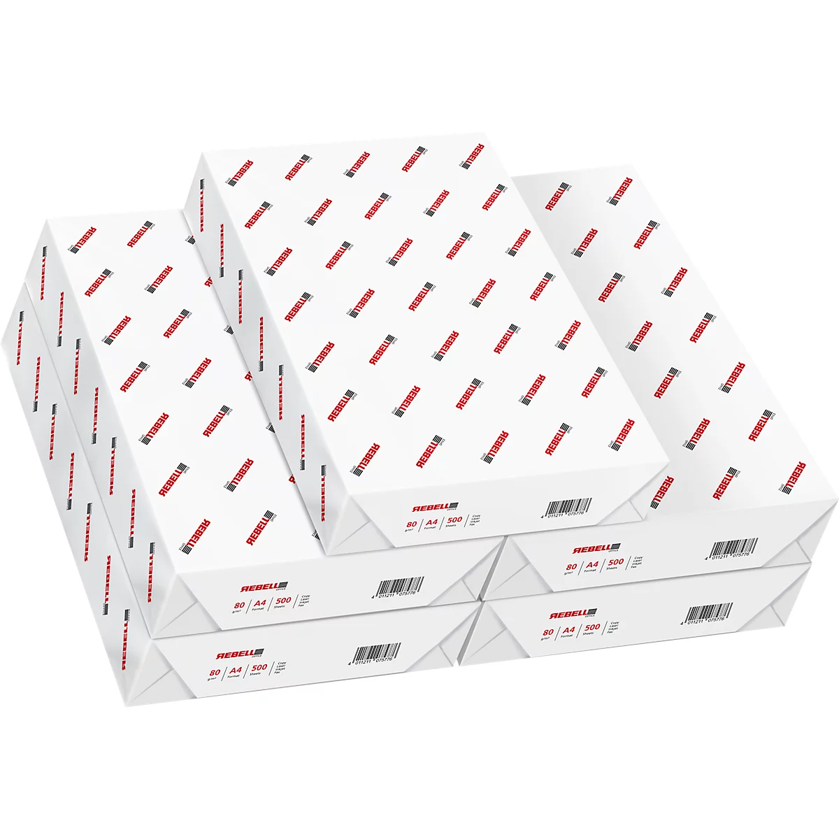 Plusieurs piles de paquets de papier blanc, imprimés avec des logos rouges. Des étiquettes et des codes-barres sont visibles sur l'emballage.