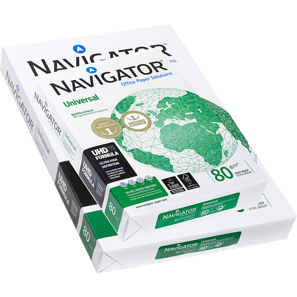 Deux piles de papier de marque Navigator; étiquette avec lettrage et carte du monde.