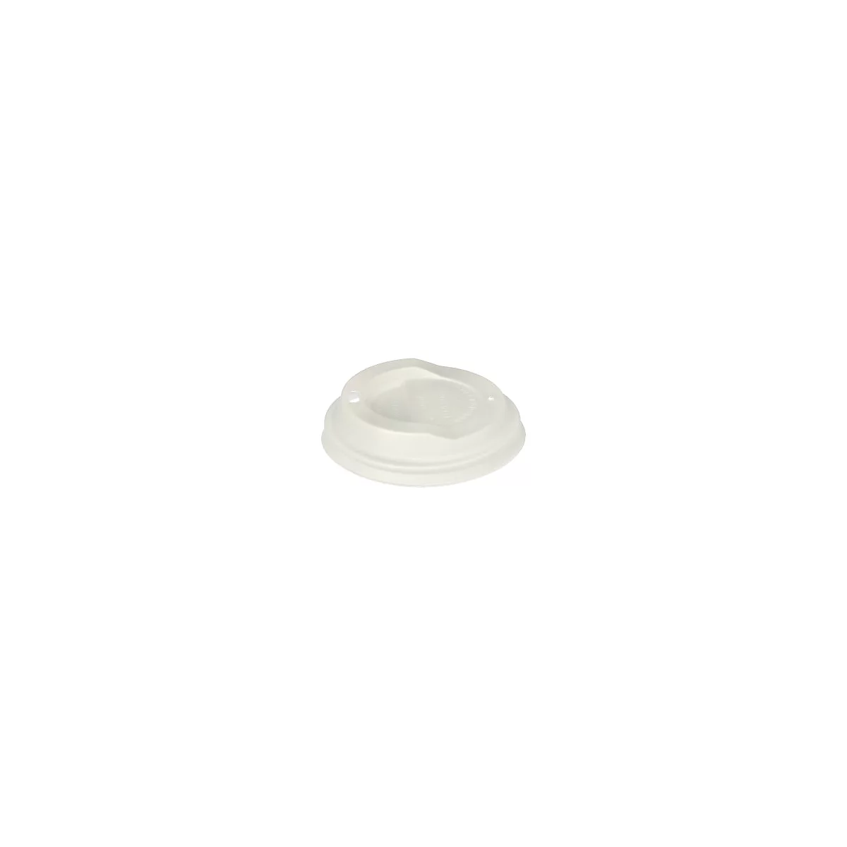 Couvercle blanc clair pour une tasse à café avec ouverture pour boire, posé sur un fond blanc.