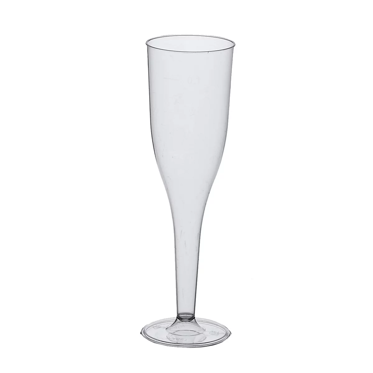 Ein durchsichtiges Champagnerglas aus Kunststoff. Der breite Fuß geht in einen schmalen Stiel über, der sich zum Kelch weitet.