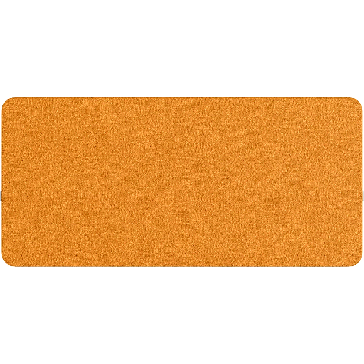 Objet orange rectangulaire, coins légèrement arrondis, texture fine.