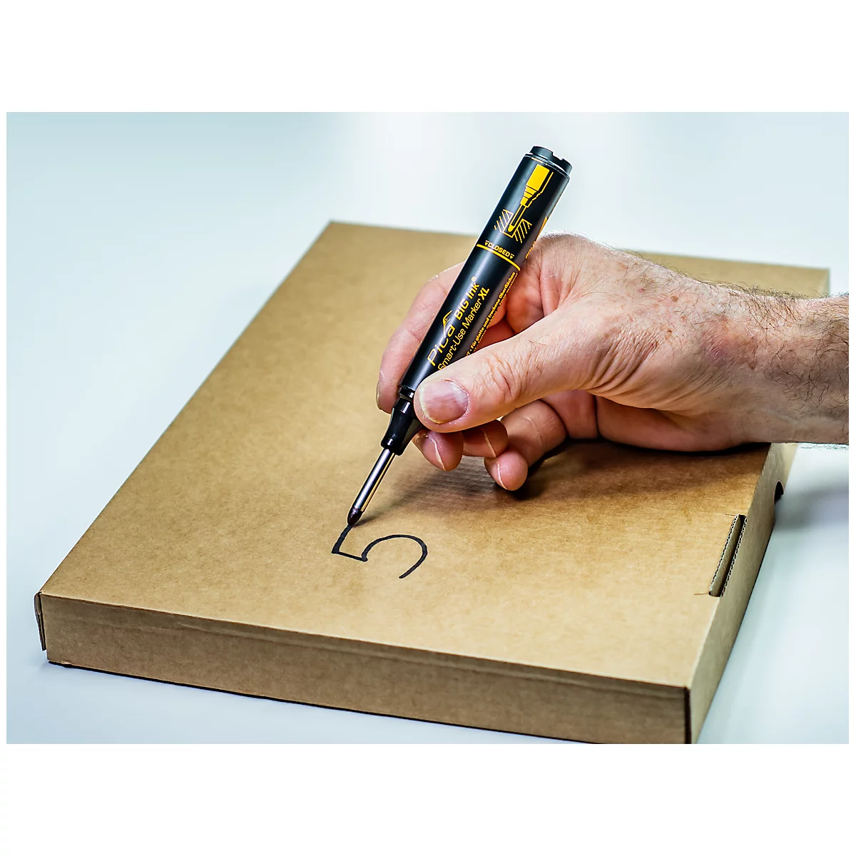 Permanent marker Pica BIG Ink Marker XL, voor gladde en droge oppervlakken, speciale schrijfpunt, veeg- en waterbestendig, schrijfkleur zwart