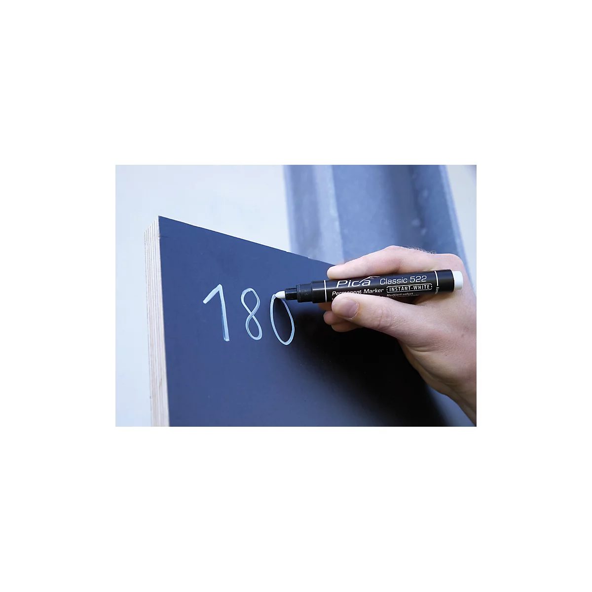Permanent marker Pica INSTANT-WHITE, wit, watervast, 10 stuks met lijndiktes van 1-4 mm