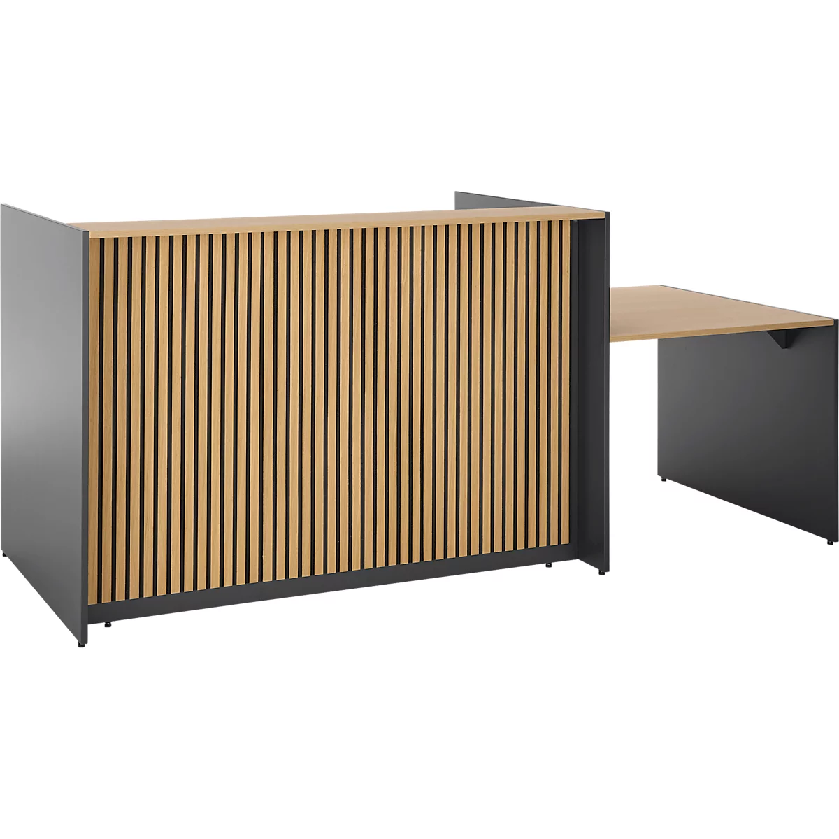 Réception avec lattes en bois, côtés gris et plateau de table aspect bois. Il a un design moderne.