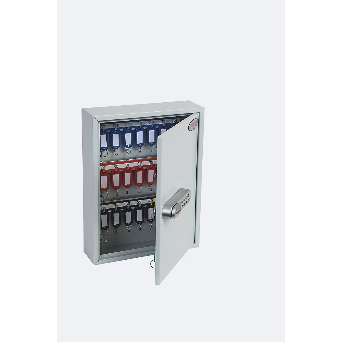 Geöffneter grauer Schlüsselschrank mit elektronischem Zahlenschloss und farbigen Schlüsselanhängern.