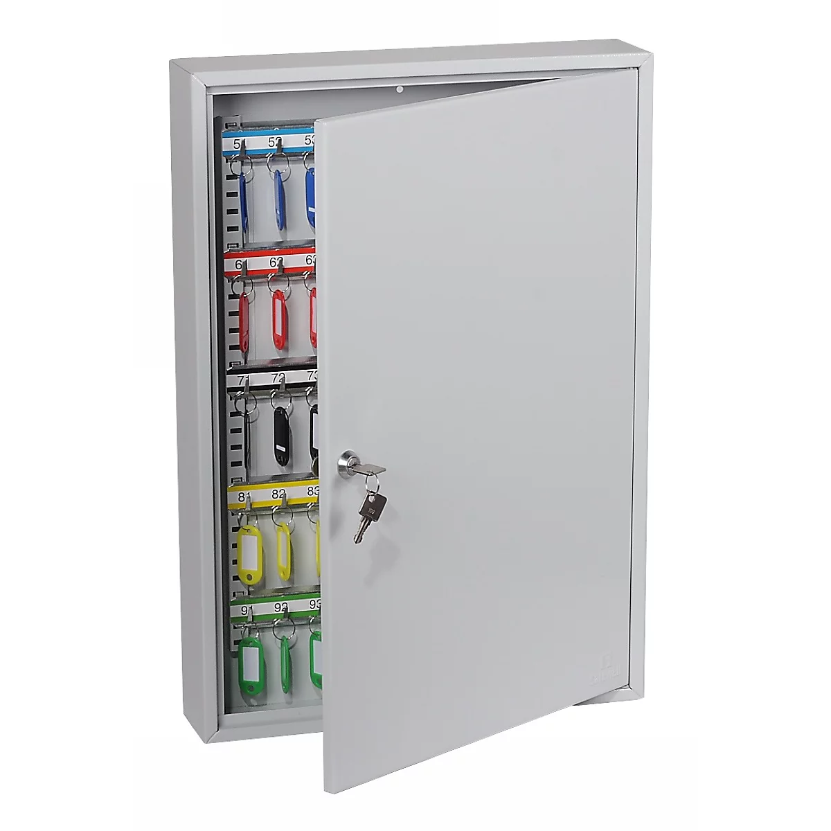 Hellgrauer, leicht geöffneter Schlüsselschrank an der Wand mit bunten Schlüsselanhängern.