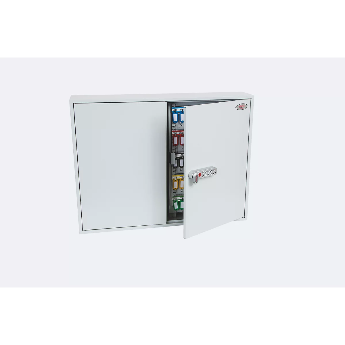 Ein weisser, halb geöffneter Schlüsselschrank mit elektronischem Zahlenschloss vor hellem Hintergrund.