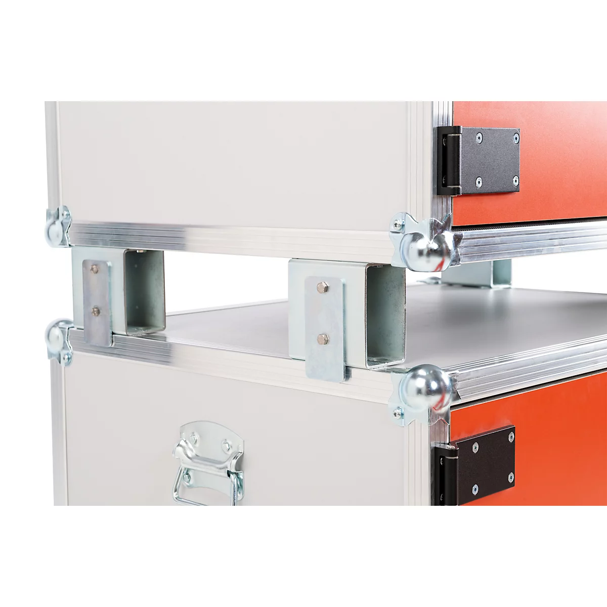 Pieds d'empilage pour l'armoire de charge de batterie CEMO Basic/Premium/Premium Plus et l'armoire de stockage de batterie, permet un empilage peu encombrant des armoires, 4 pièces, argenté