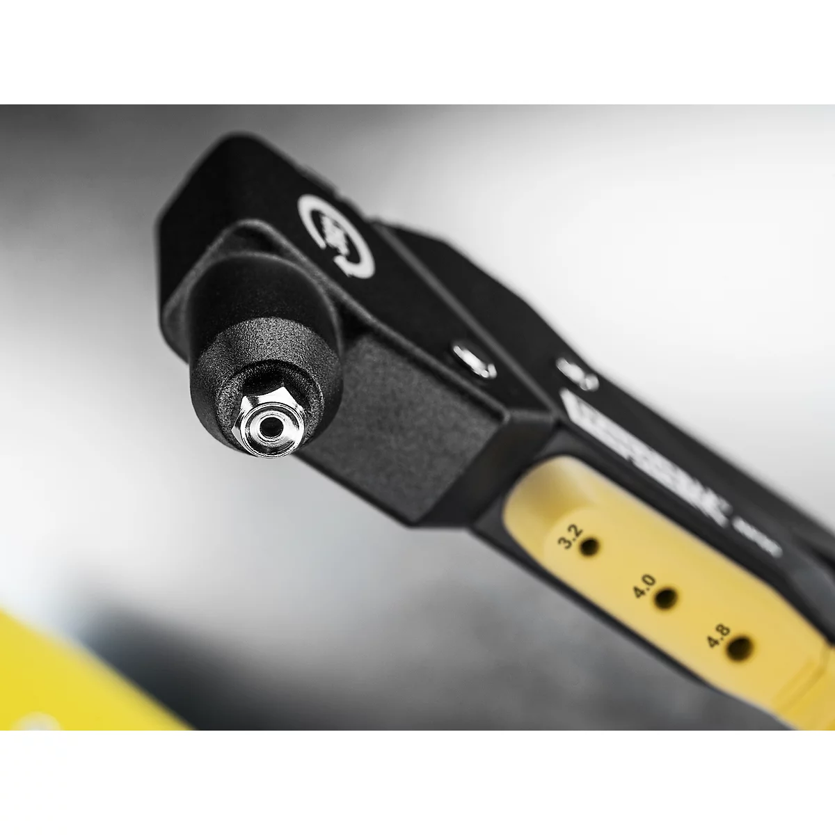 Pince à riveter Rapid RP60 Multi™, tête 360°, pour rivets de 3,2/4,0/4,8 mm, outil de mesure inclus, 3 forets, 150 rivets
