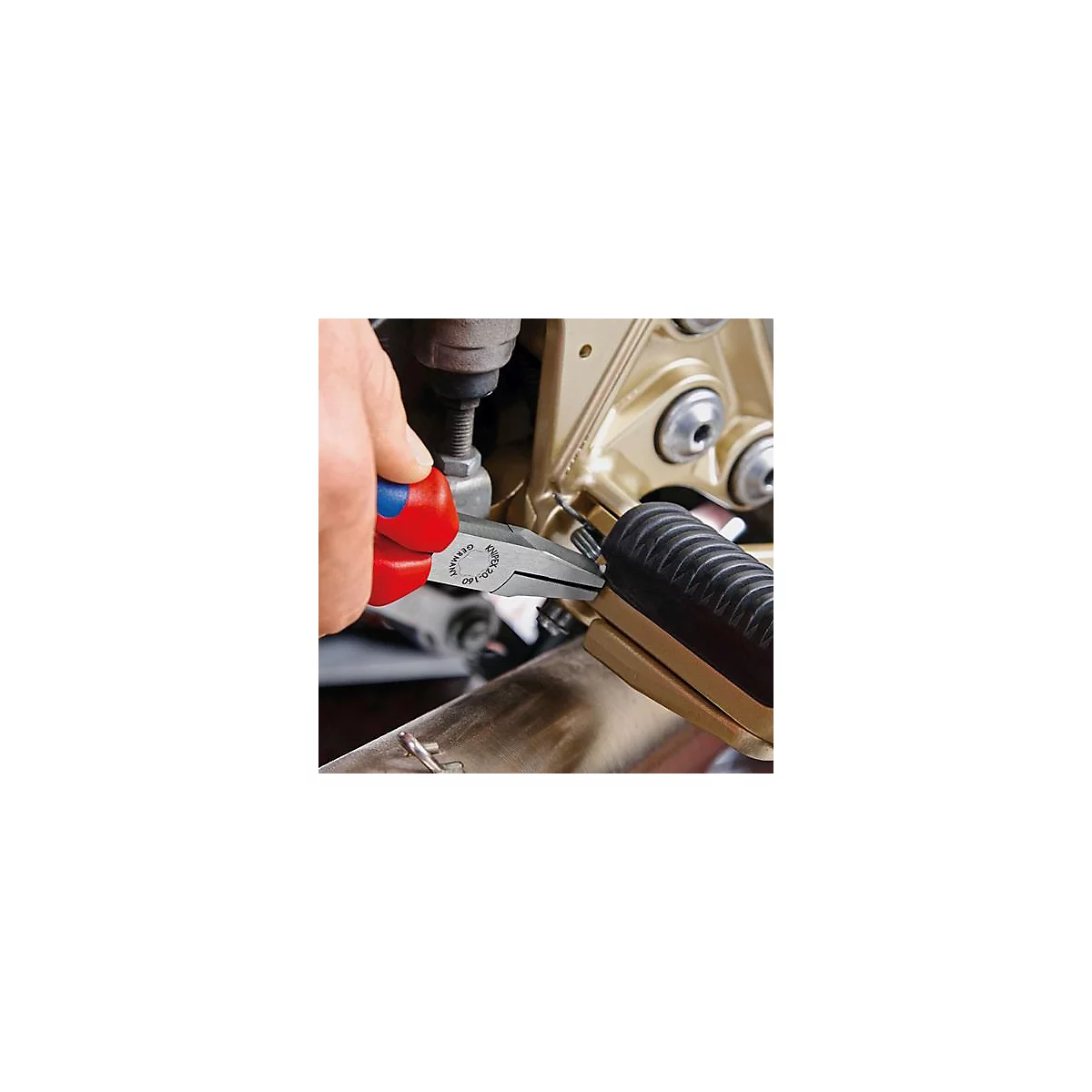 Pince plate DIN ISO 5745 L.totale 160mm, douille chromée multi-composants