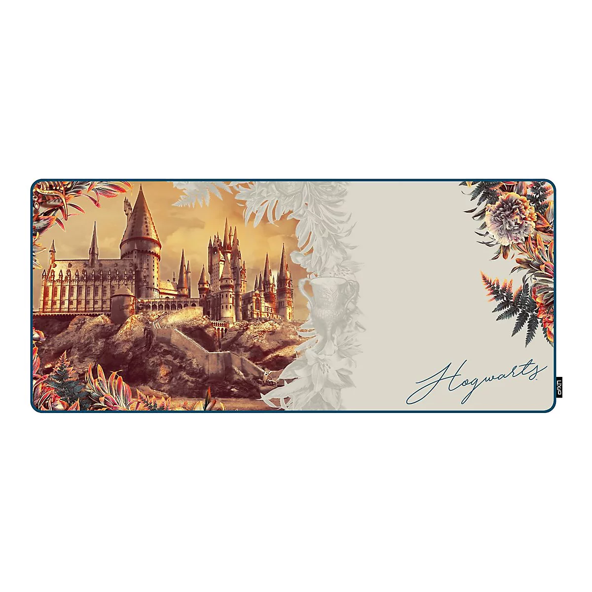 Mauspad mit Hogwarts-Motiv, umgeben von floralen Mustern und dem Schriftzug 'Hogwarts'.