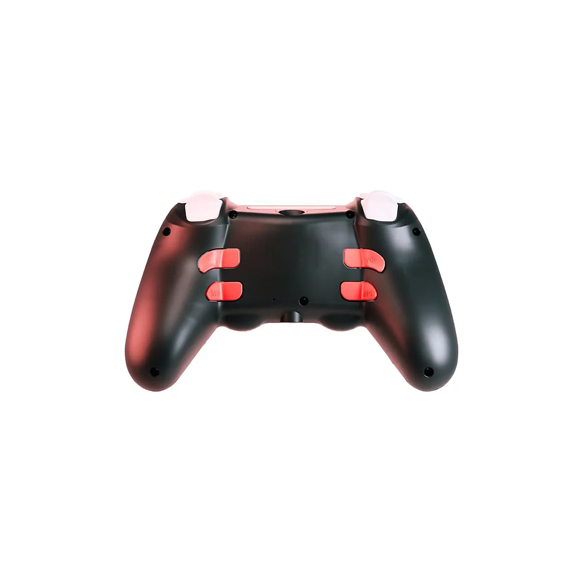 Schwarzer Gamecontroller mit roten Tasten und weißen Knöpfen auf weißem Hintergrund.