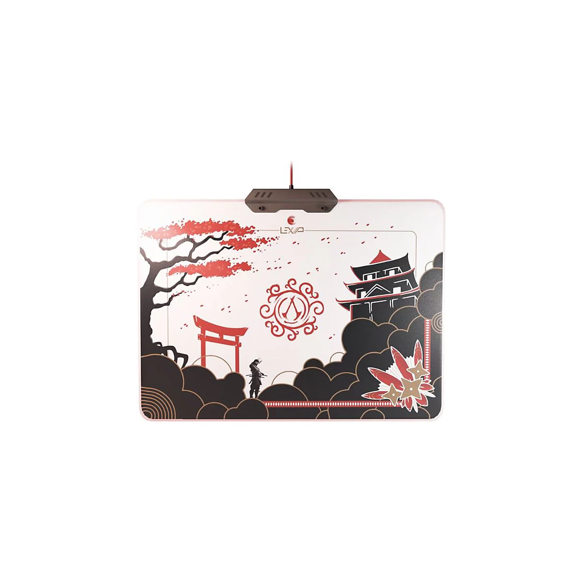 Gaming-Mauspad mit japanischem Design. Baum, Tor, Burg, Samurai und Assassin's Creed Logo auf weißem Grund.