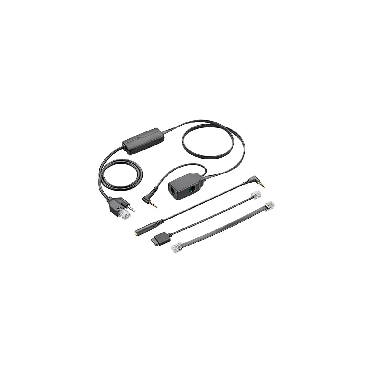 Mehrere schwarze Kabel und Adapter, darunter ein Adapter mit dem Aufdruck "Plantronics".