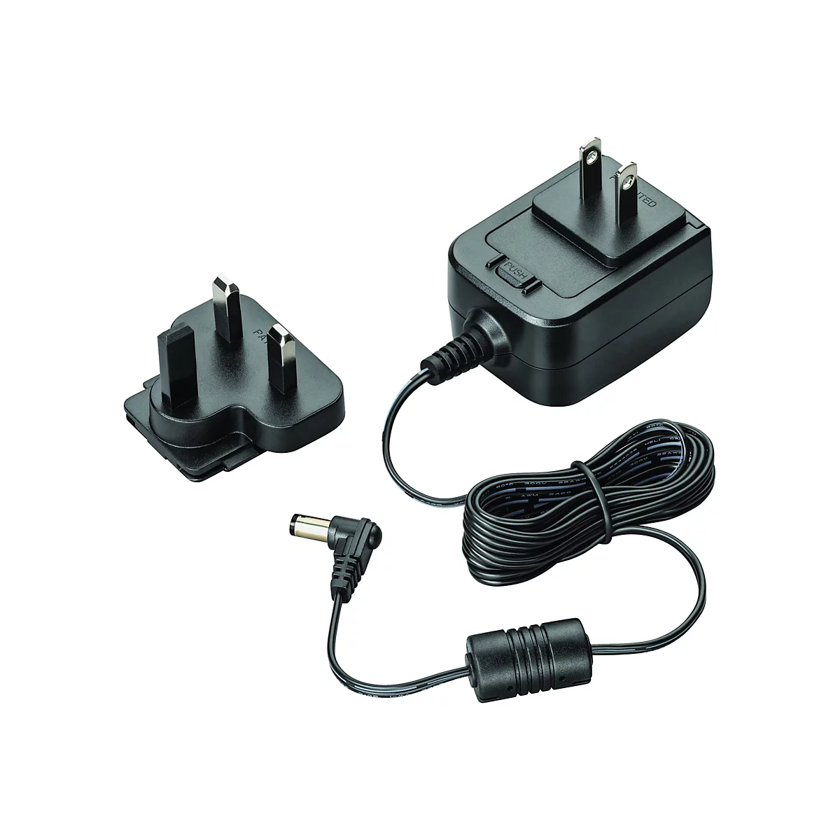 Ein schwarzes Netzteil mit einem Netzkabel, einem Stecker und einem zusätzlichen Adapter auf weißem Hintergrund.