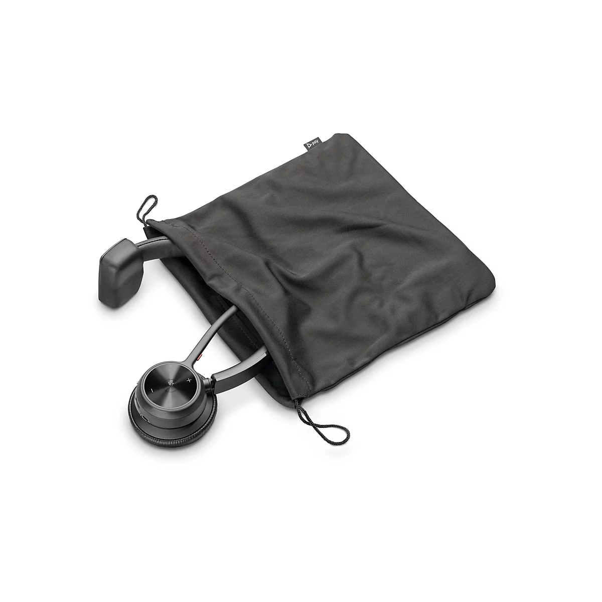 Schwarzes Poly-Headset teilweise in einer passenden schwarzen Stofftasche mit Kordelzug.