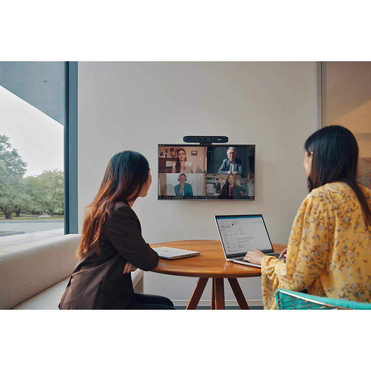 Poly Studio 30 videobar, 4K Ultra HD video, voor kleine ruimtes