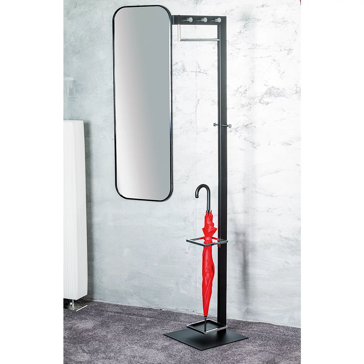 Porte-manteau noir avec miroir et parapluie rouge.