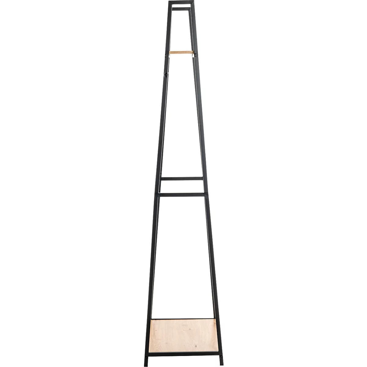 Porte-manteau noir avec deux étagères et une base en bois. Il a une forme triangulaire.