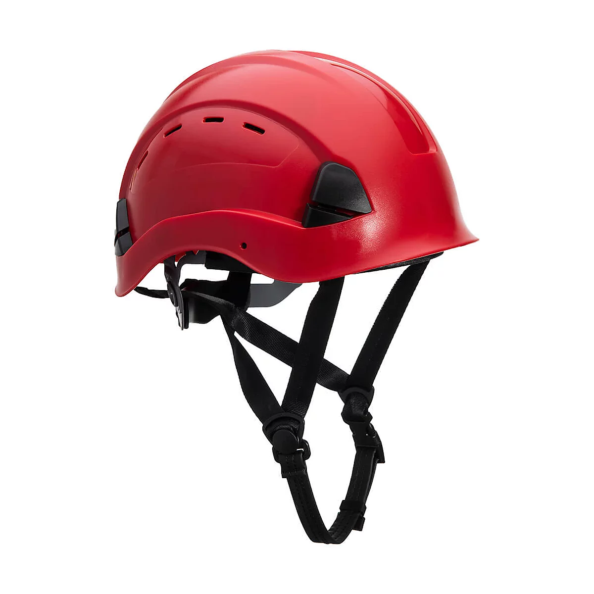 Casque de sécurité rouge avec mentonnière. Il est présenté sur fond blanc.
