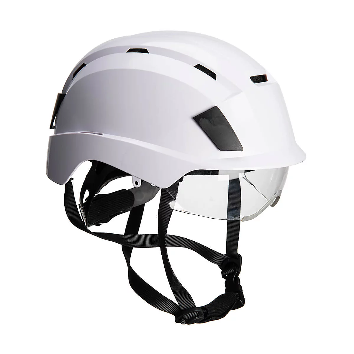 Casque de sécurité blanc avec visière et jugulaire sur fond blanc.