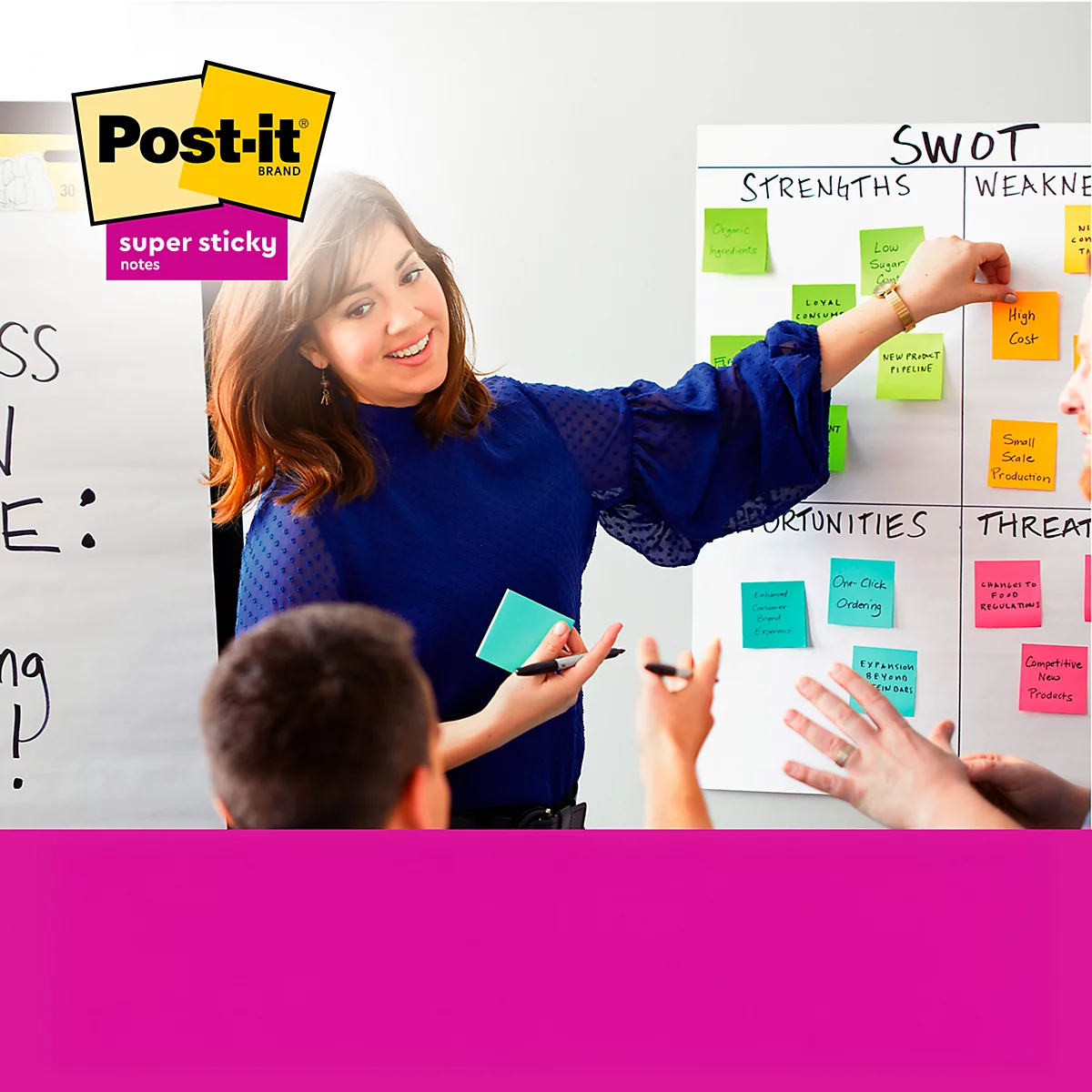 Post-it plaknotities, verpakking en blokken in verschillende kleuren.