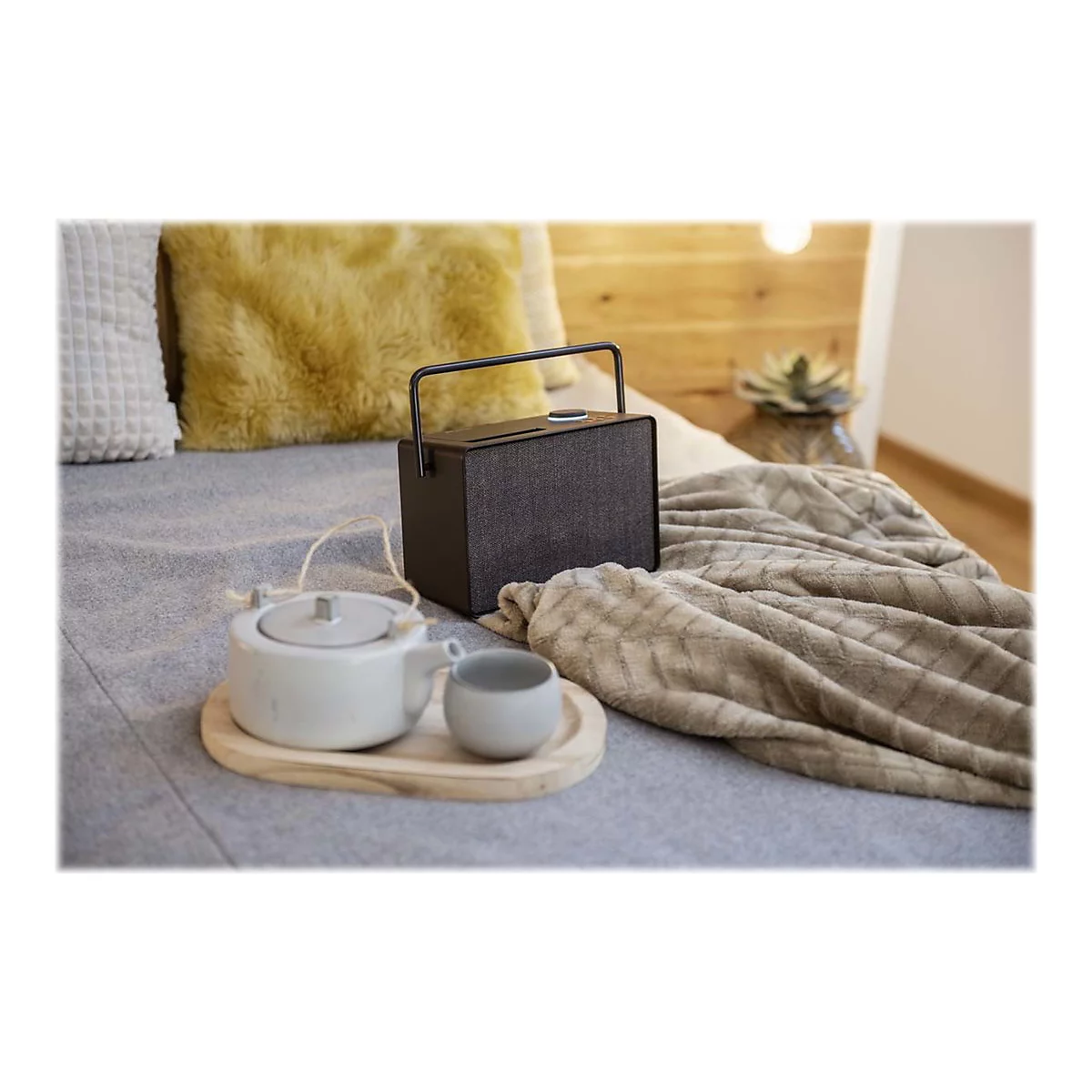 PURE EVOKE Play - Internetradio - 40 Watt - Black Coffee