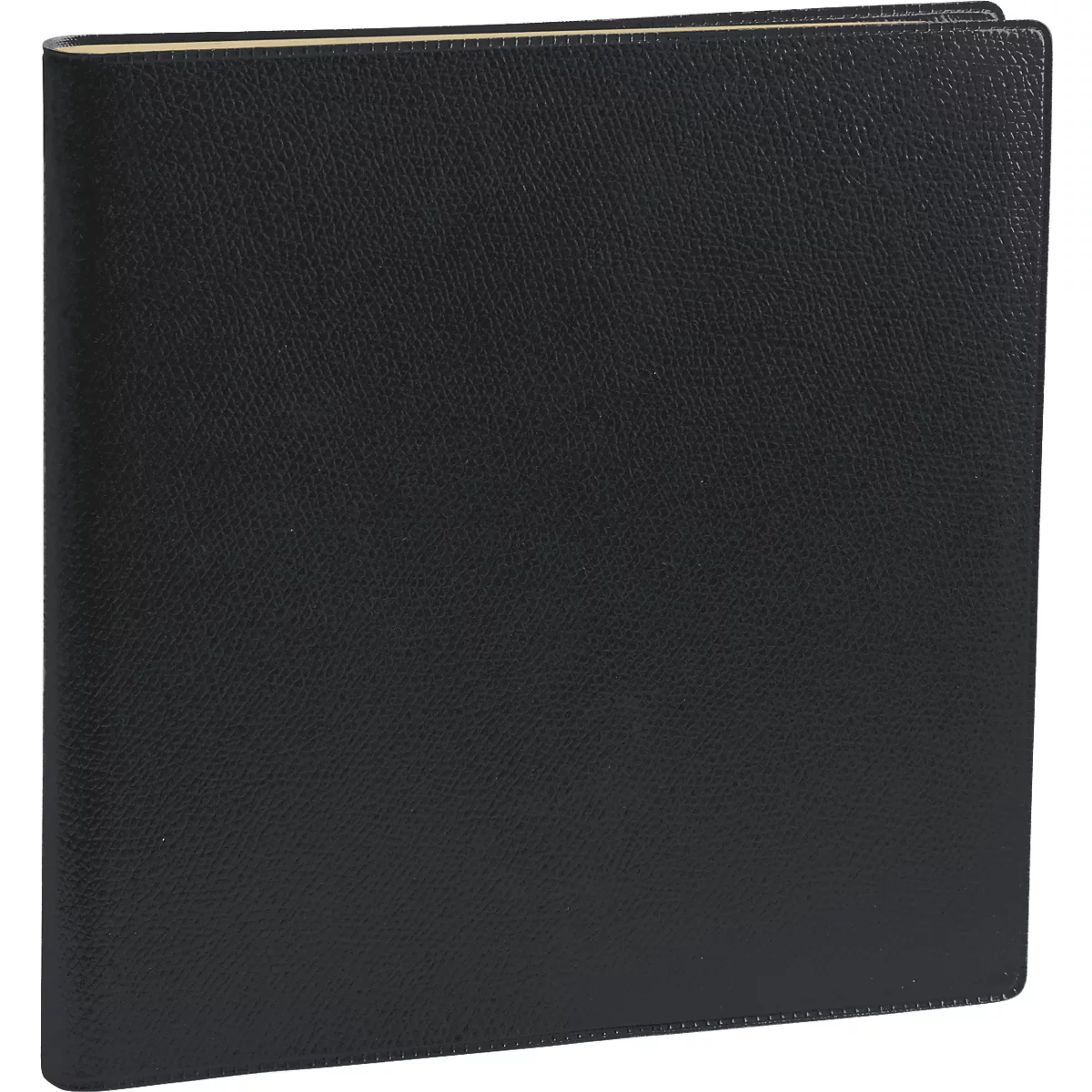 Schwarzes Lederbuch, leicht schräg dargestellt.