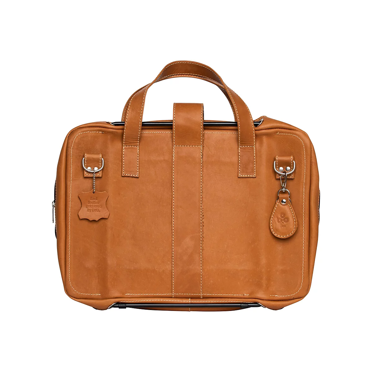 Sac en cuir marron clair avec poignées et pendentifs. Il y a du texte sur le pendentif en cuir.