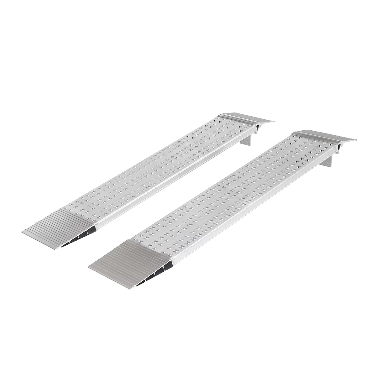 Deux rampes argentées, avec une surface nervurée, sur fond blanc. Elles sont disposées en biais.