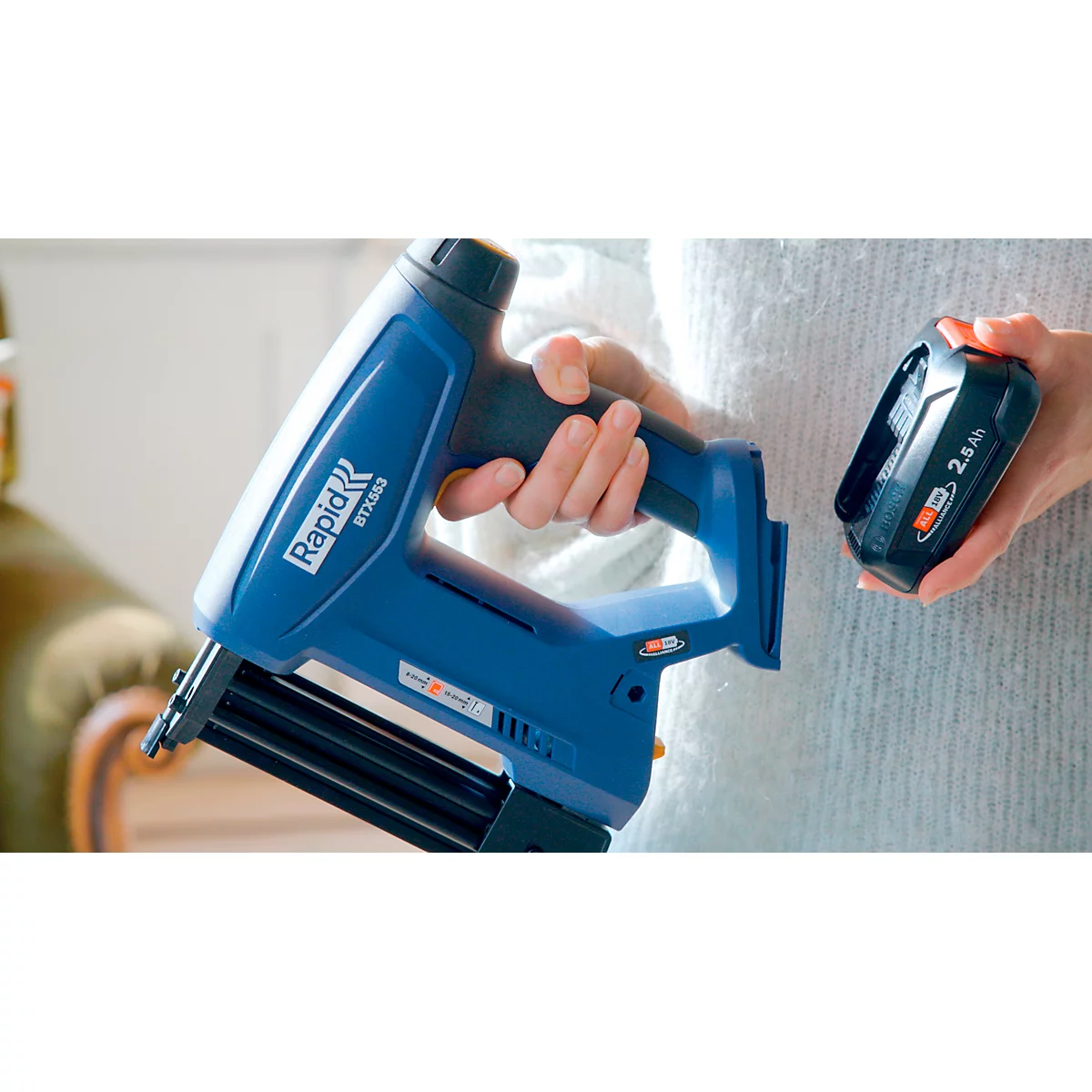 Rapid BTX553 accu tackerset, LCD-display, LED werklamp vooraan, 6-traps aandrijfkracht, incl. Bosch oplaadbare accu