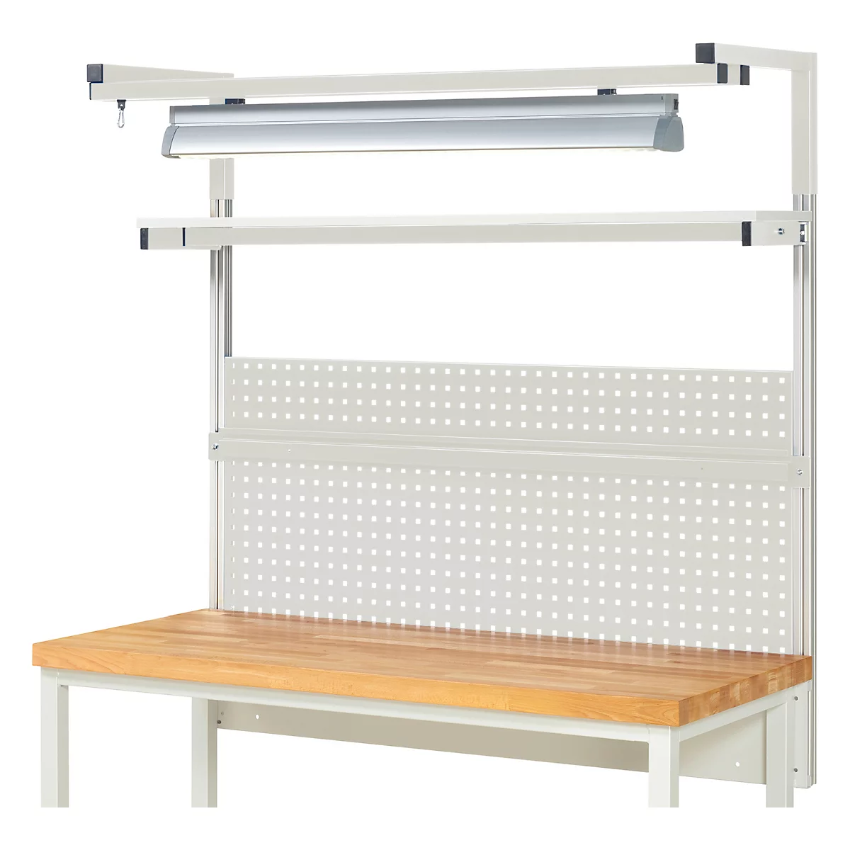 Werkbank mit Lochwand, Regal, Beleuchtung, Holzplatte, Metallgestell.