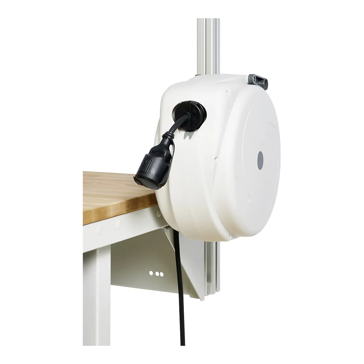 Weiße Kabeltrommel mit schwarzem Stecker, an Tisch befestigt.