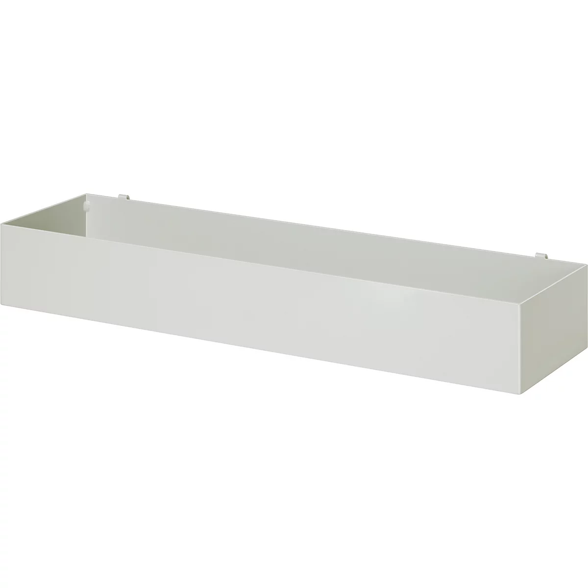 Lange witte wandplank. Rechthoekige vorm, open bovenkant. Kleine beugels voor bevestiging.
